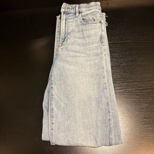 Buckle Women's Light Blue Straight Leg Jeans
